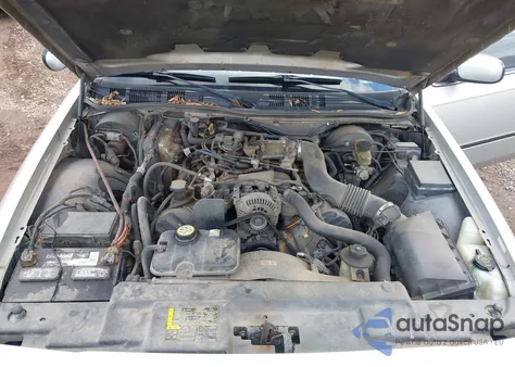 2004 Mercury Grand Marquis Ls z USA, uszkodzony, nr VIN 2MEFM75W34X644974